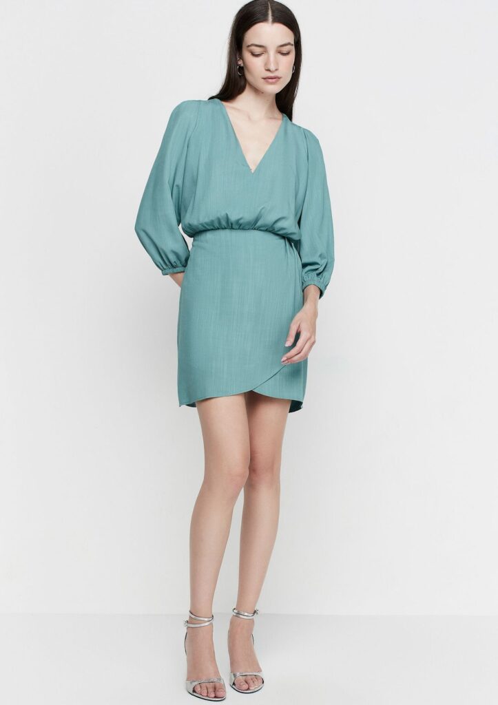 Vestido Curto Decote V Em Viscose - Verde