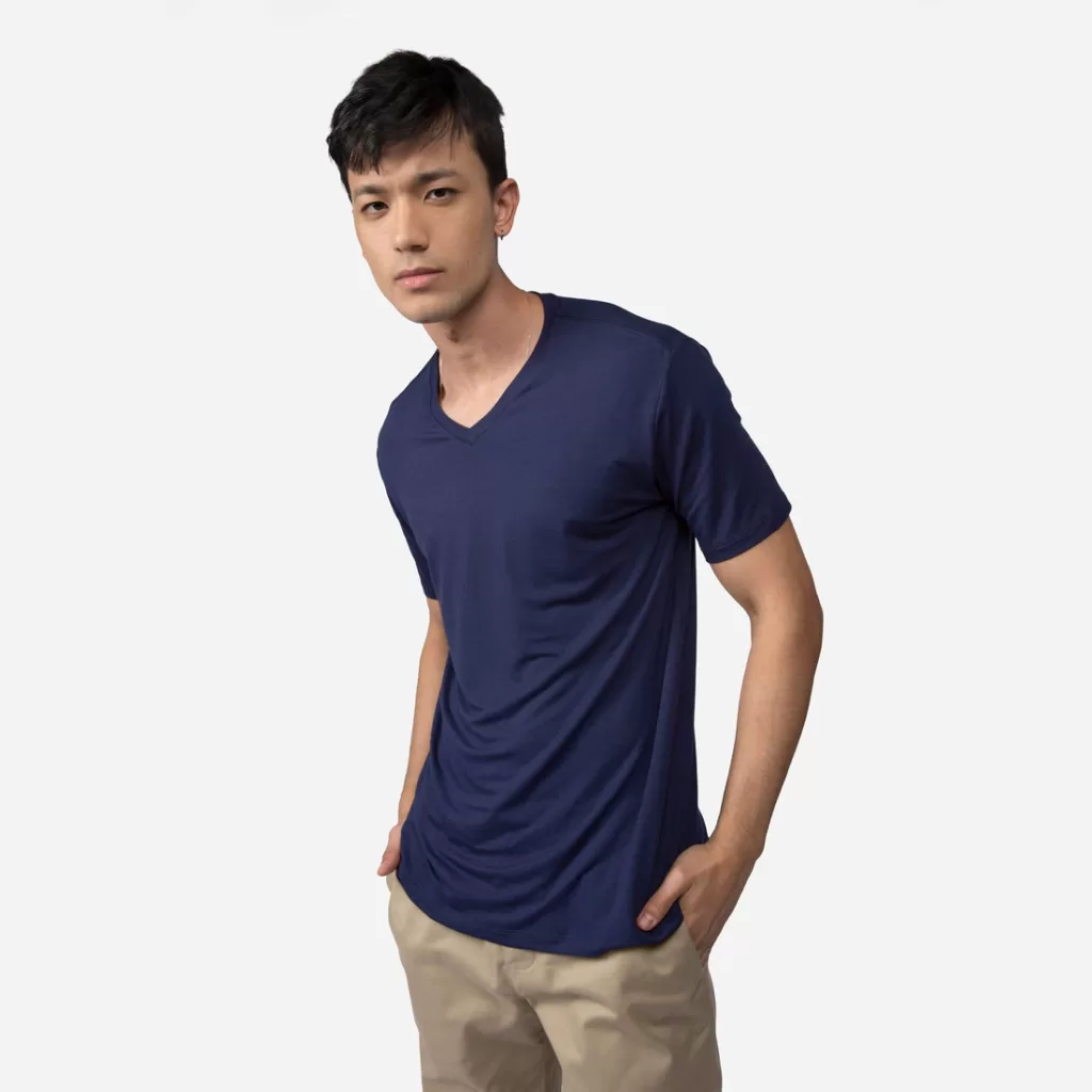 Camiseta Algodão Premium Gola V Masculina | Everyday Collection - Azul Marinho