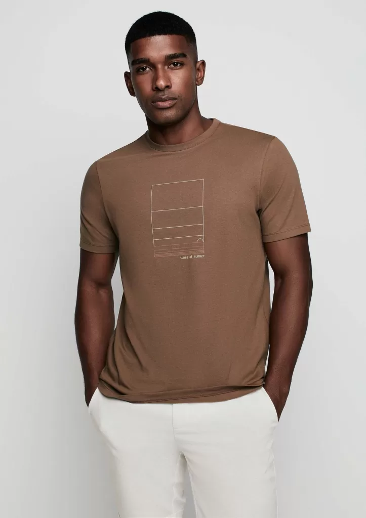 Camiseta Masculina Em Malha Estampada - Marrom