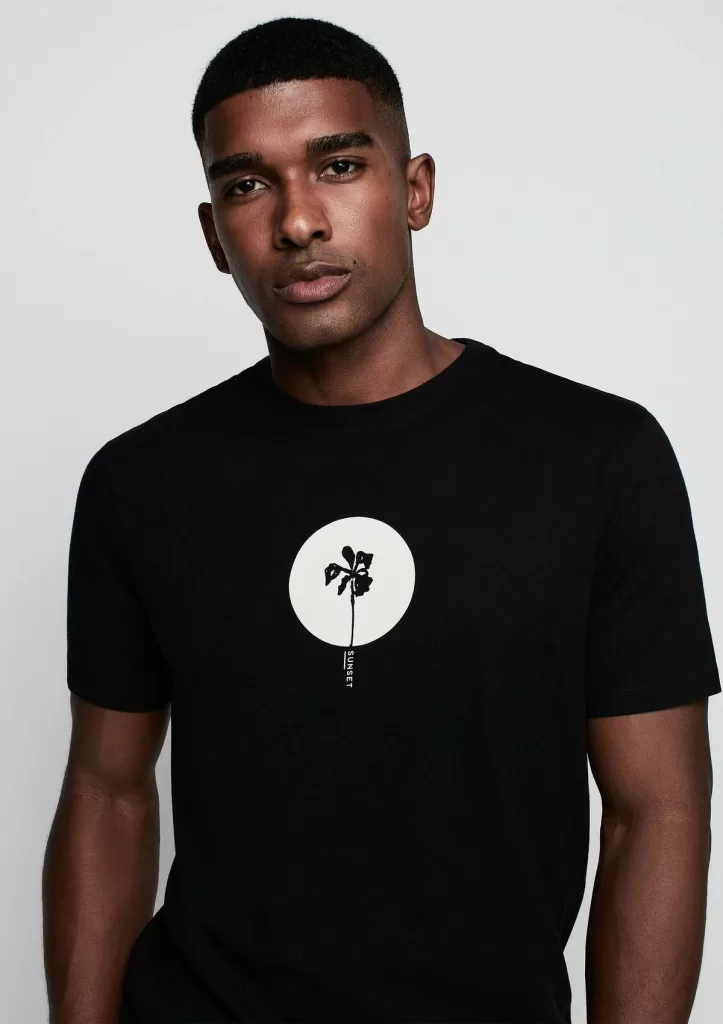 Camiseta Masculina Em Malha Estampada - Preto